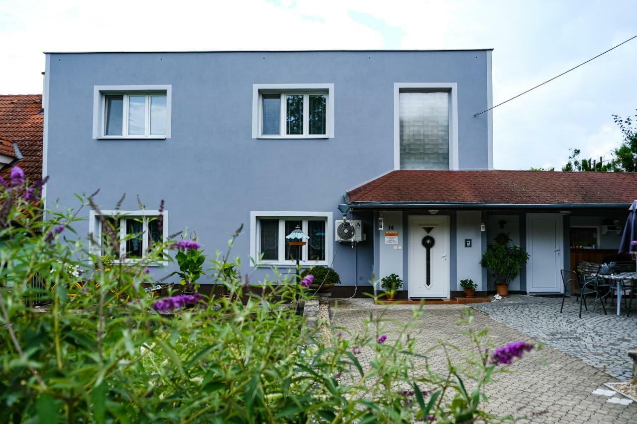 Apartment Livi Mikulov Zewnętrze zdjęcie